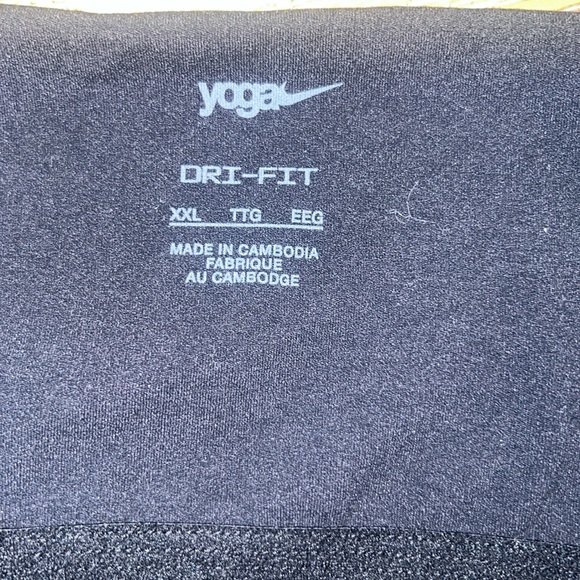 Nike Yoga Dri-FIT LuxeWomen's Tank-  Brand New With Tags - Picture 5 of 7